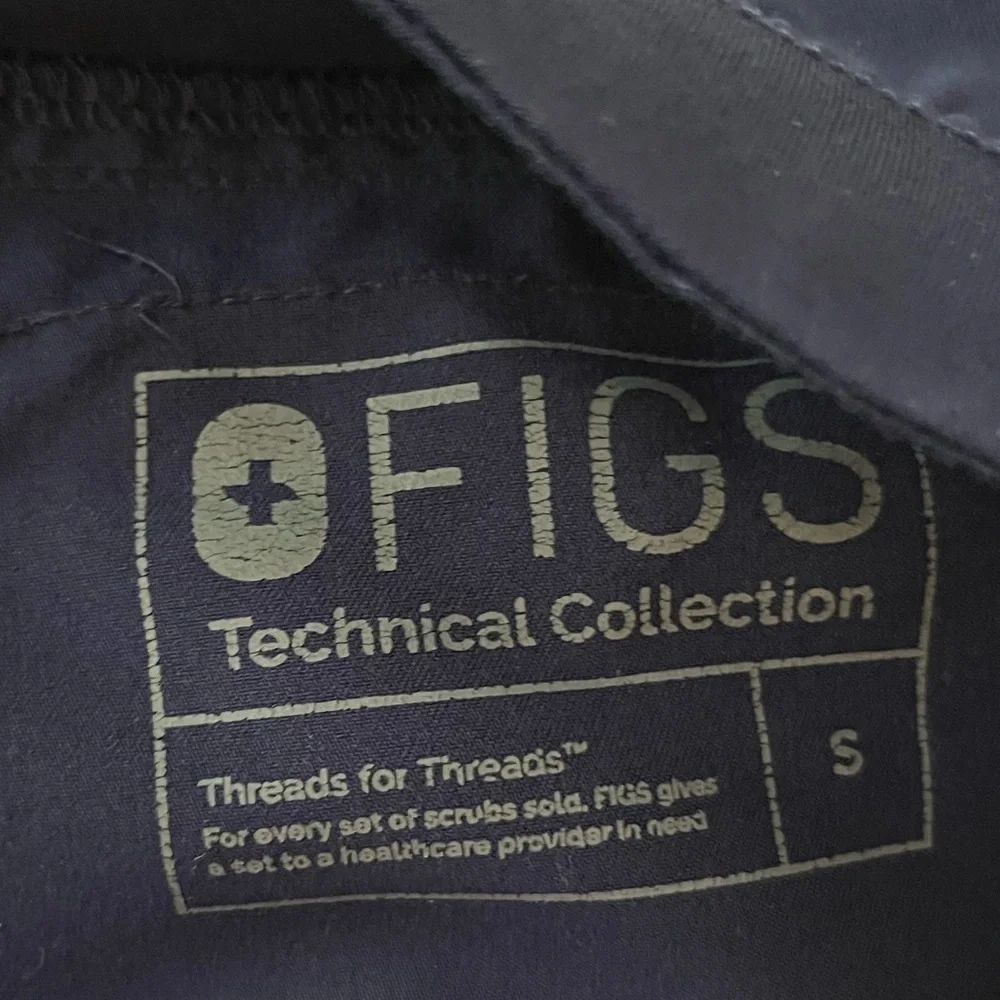 FIGS Axim Style Men’s Cargo Scrub Pants Navy Straight Leg 7 Pockets Sz S